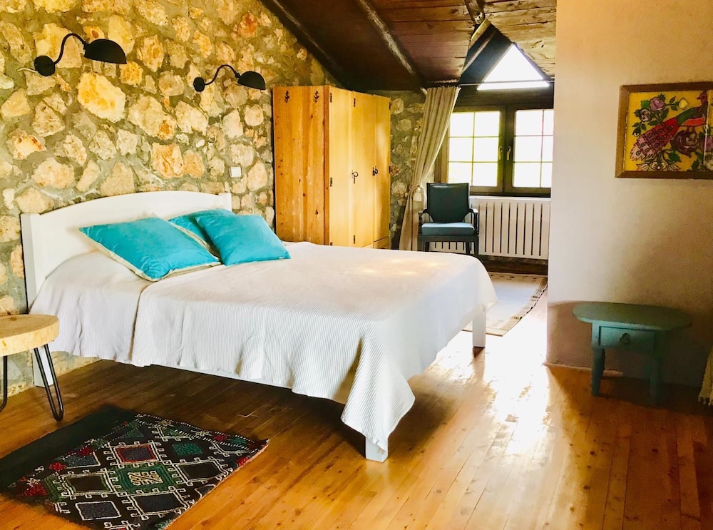 Deluxe Double Room, Sea View (Triple)