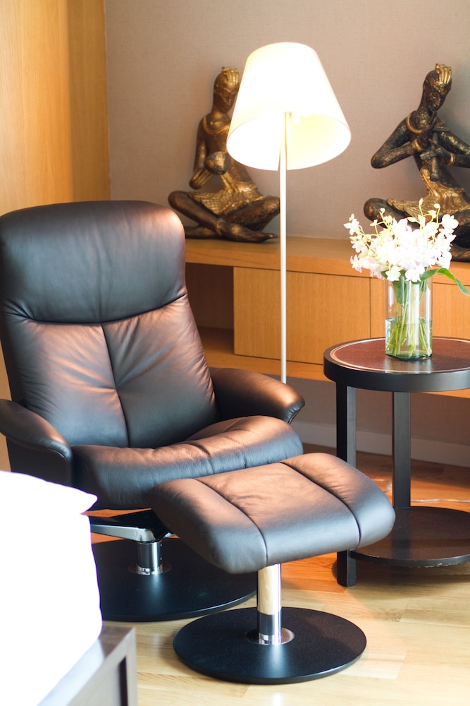 Deluxe Junior Suite photo 2
