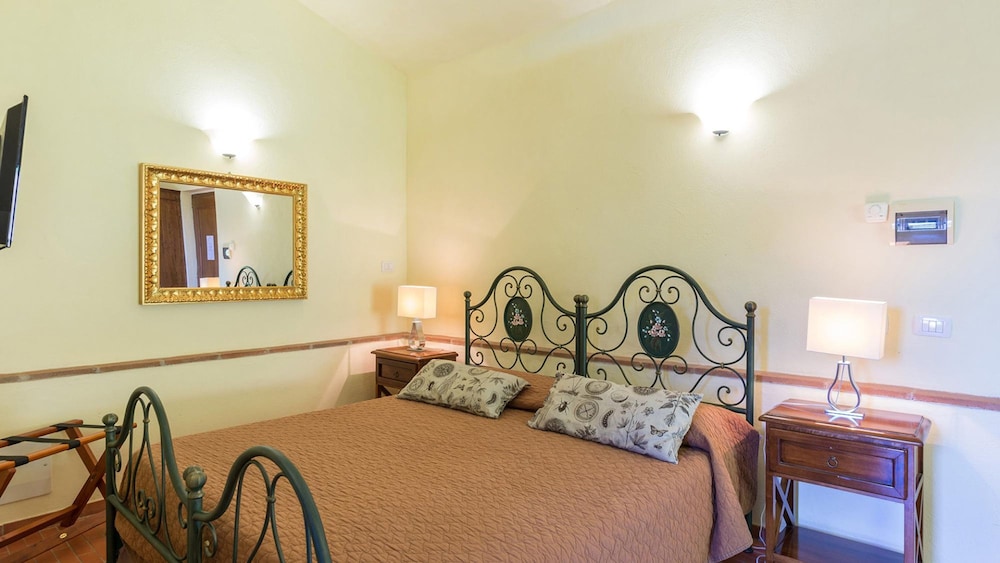 Villa photo 2