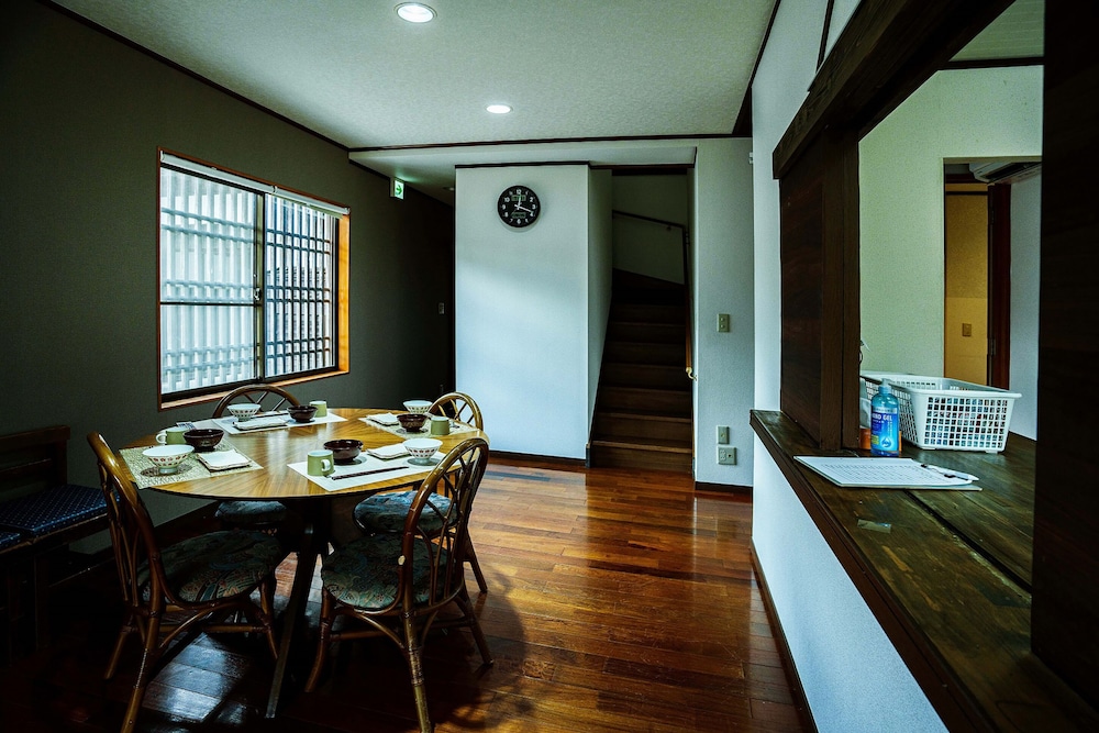 Classic House - Photo 3