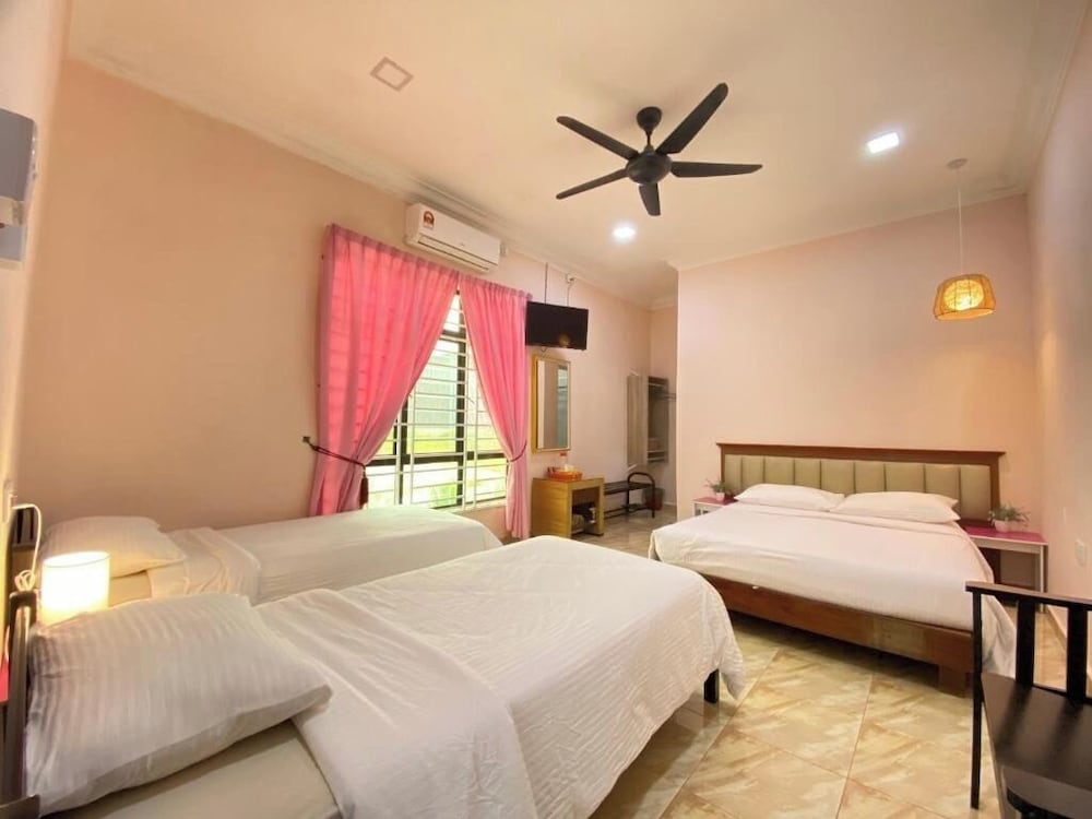 Comfort Quadruple Room photo 1