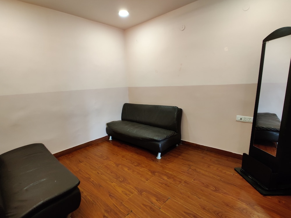 Corporate Supreme Room
