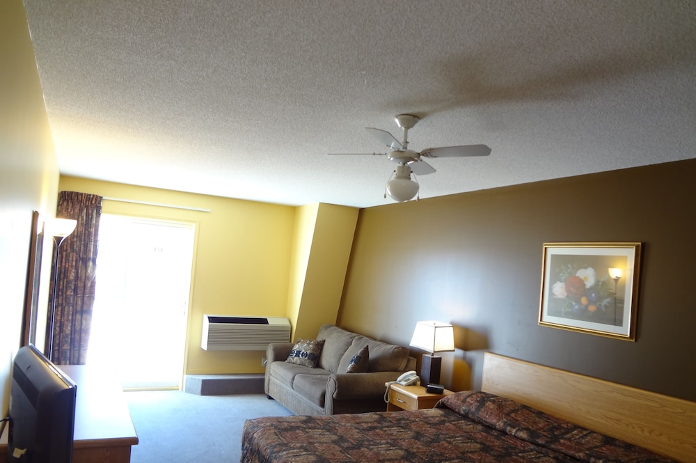 Classic Standard Room, 1 King Bed With Sofabed photo 1