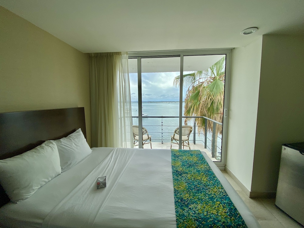 Junior Room, Sea View