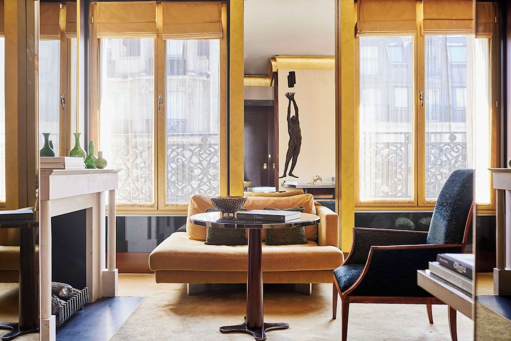 Park Executive Paix View Suite