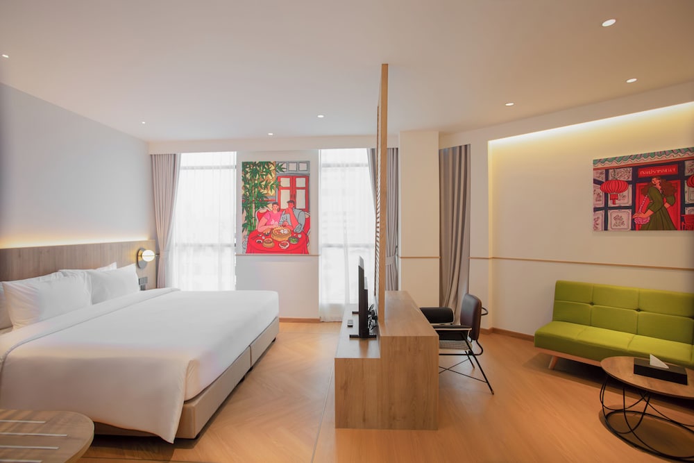 Deluxe Double Room, City View photo 1