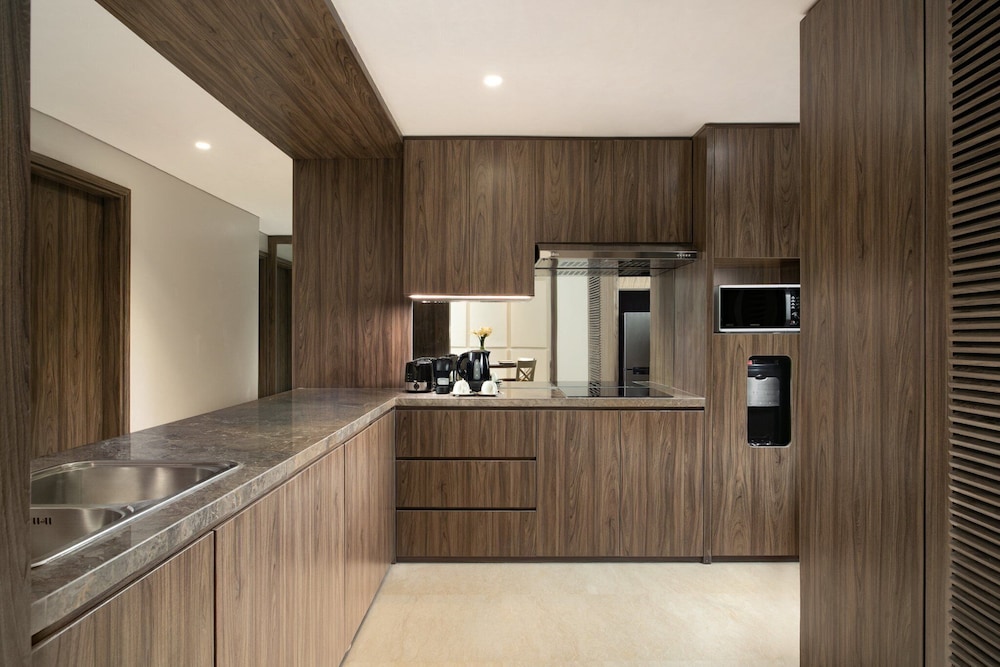 Premier Room, 3 Bedrooms - Photo 6