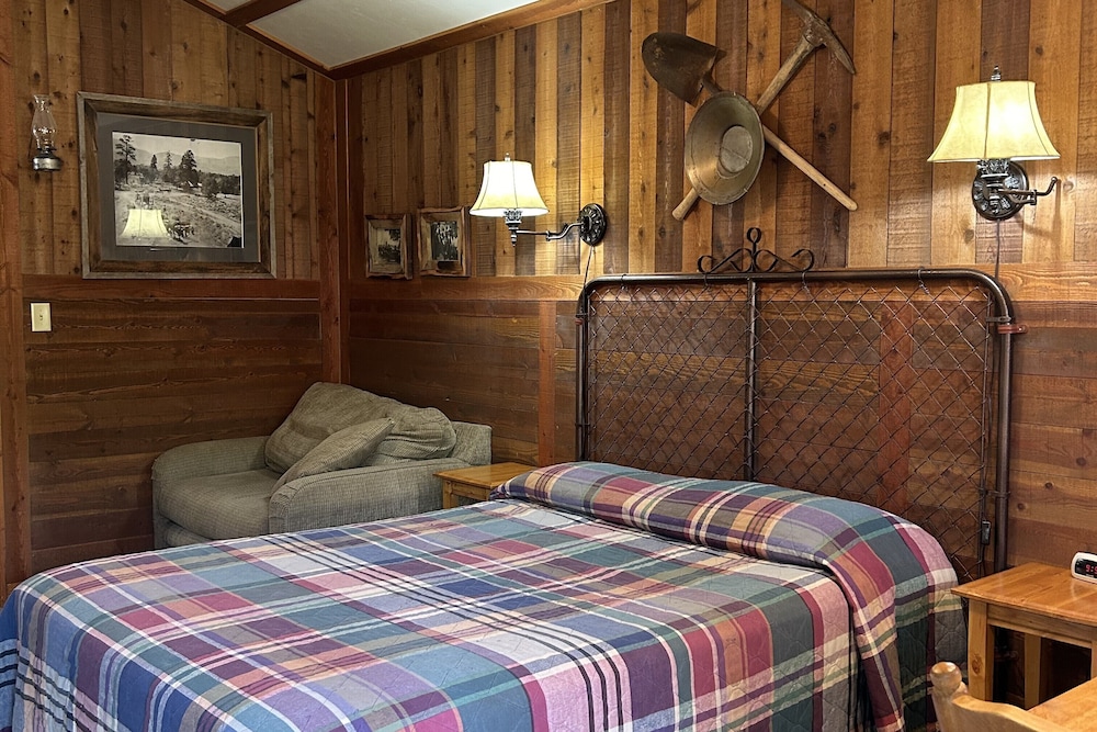 Comfort Cabin #7 TNT Blasting Co.