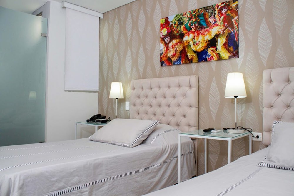 Superior Room, 1 King Bed, Balcony