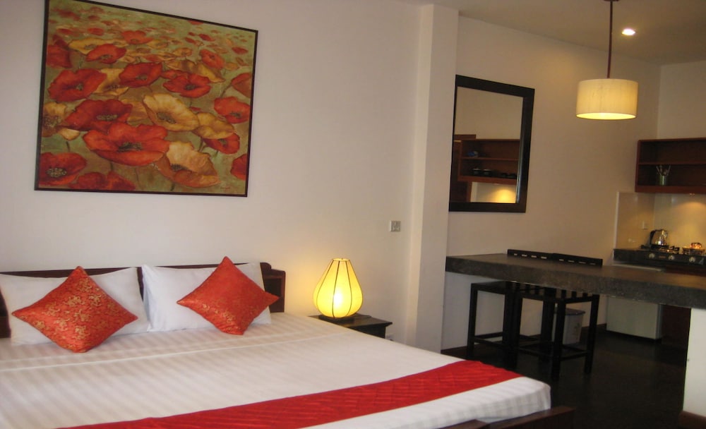 Studio, 1 Bedroom, Kitchenette, City View photo 2