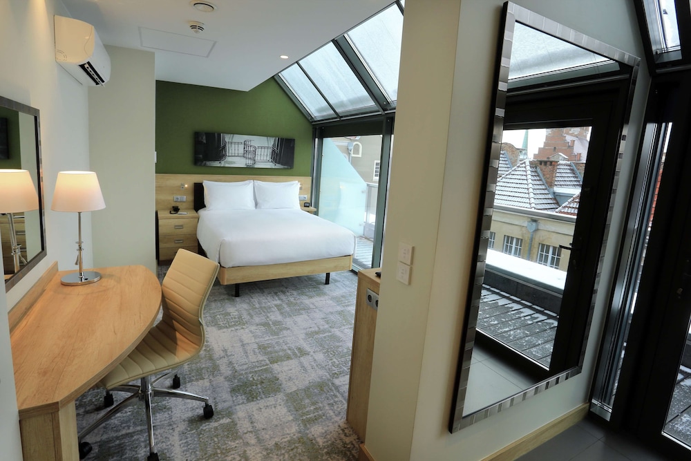 Room, 1 Queen Bed, Balcony photo 1