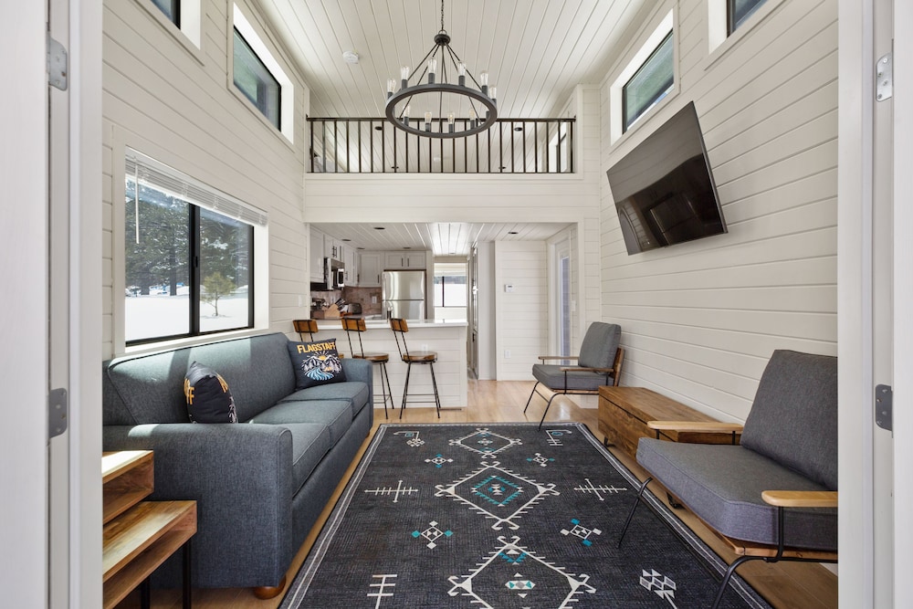 Cabin photo 1