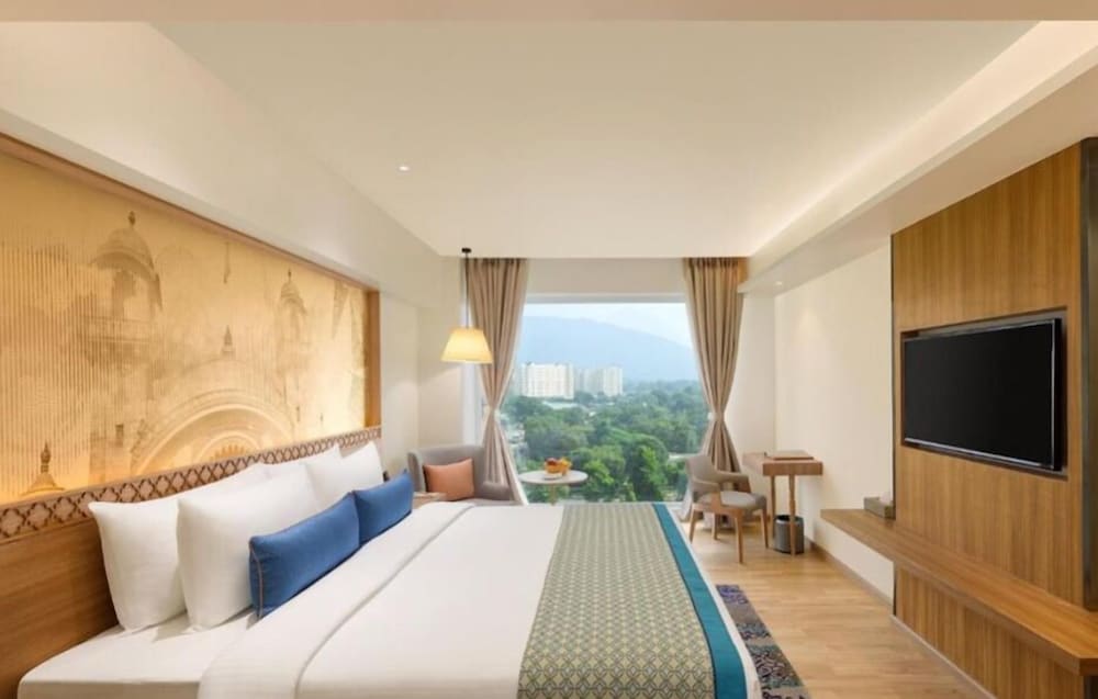 Suite, 1 Double Bed with Sofa bed photo