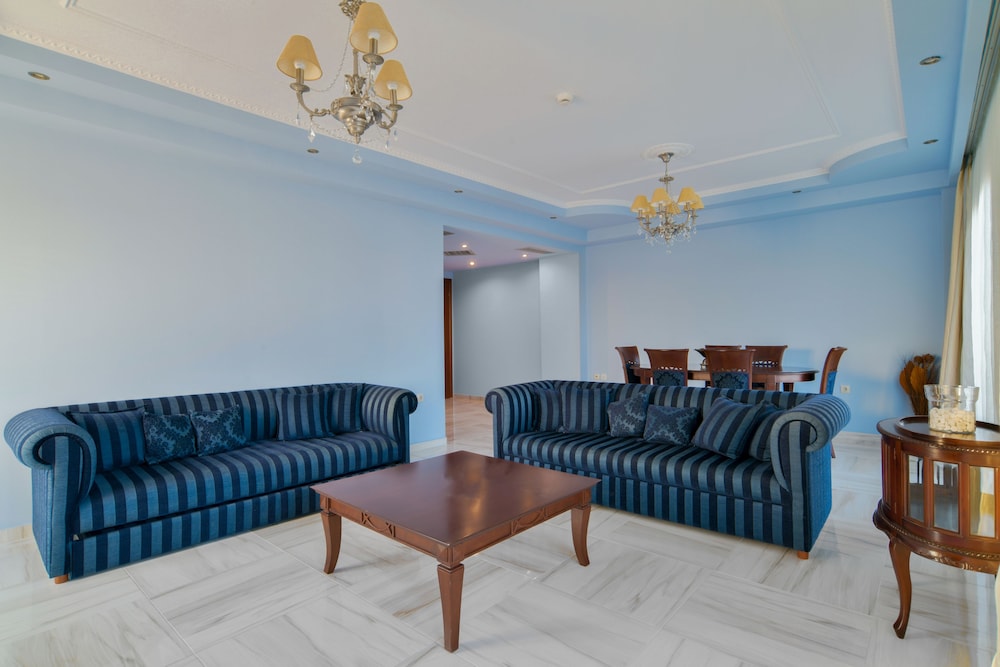 Executive Suite, Jetted Tub, Sea View photo 3