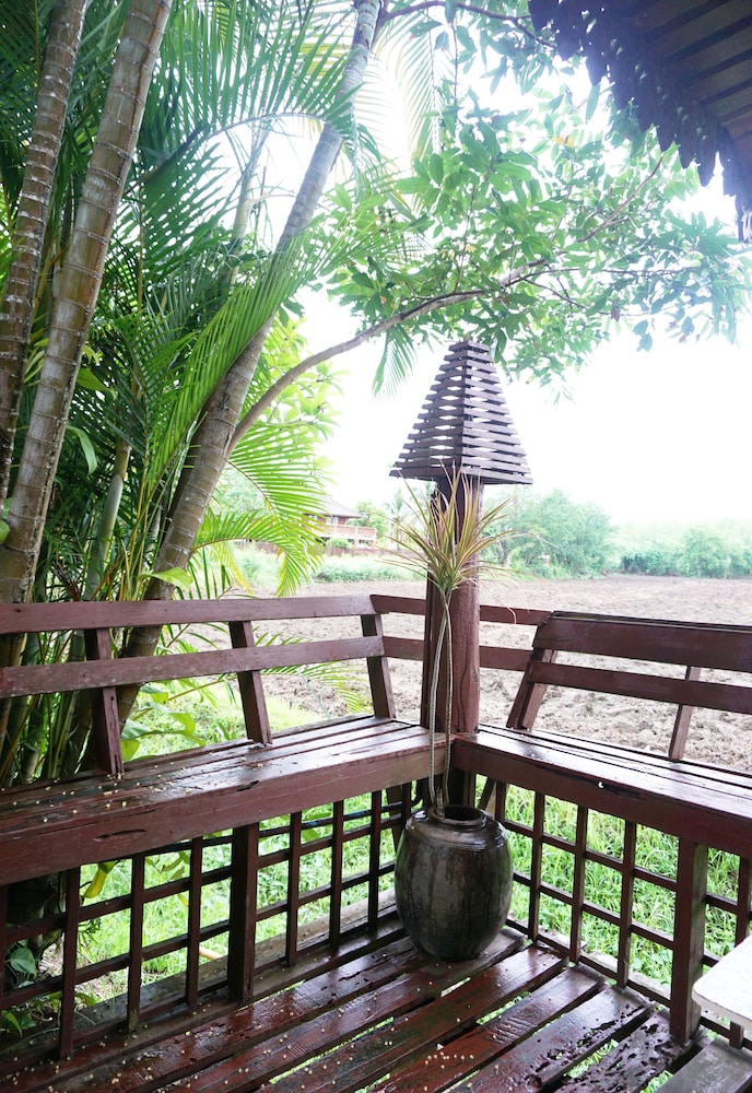2-Bedroom Villa With Fan photo 3