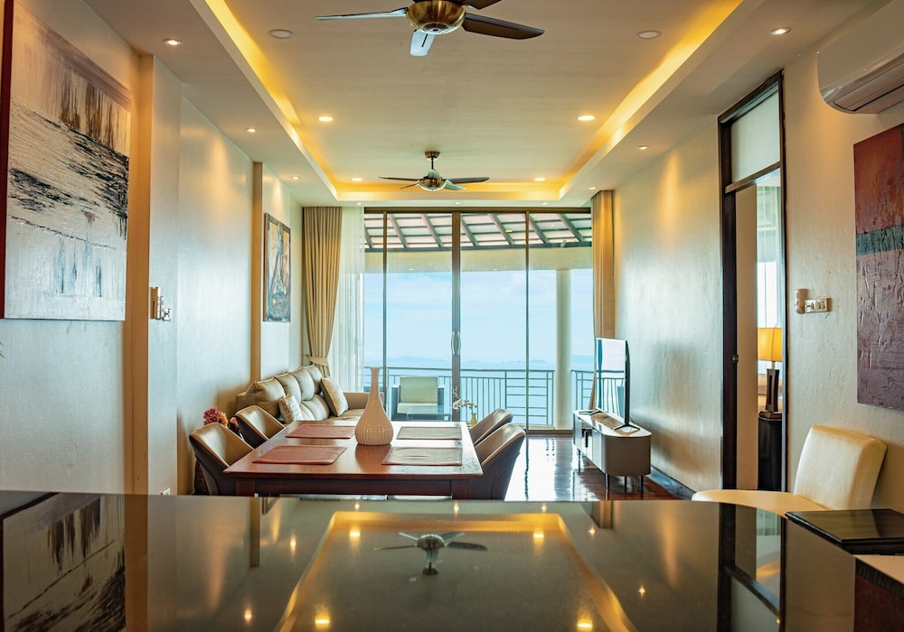 Sunset 2 Bedroom Penthouse - Photo 6