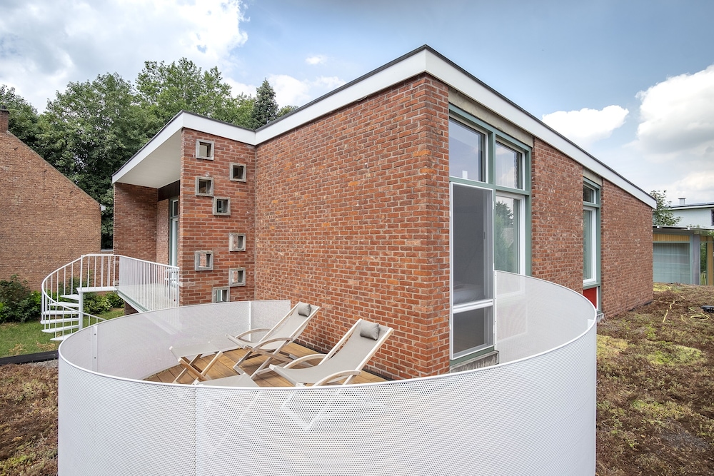 Design Apartment, 2 Bedrooms, Terrace, Park View (Woud & Wolken) photo 3