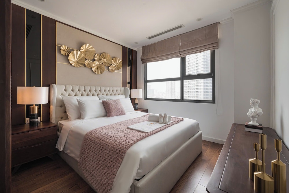 Business Apartment, Balcony