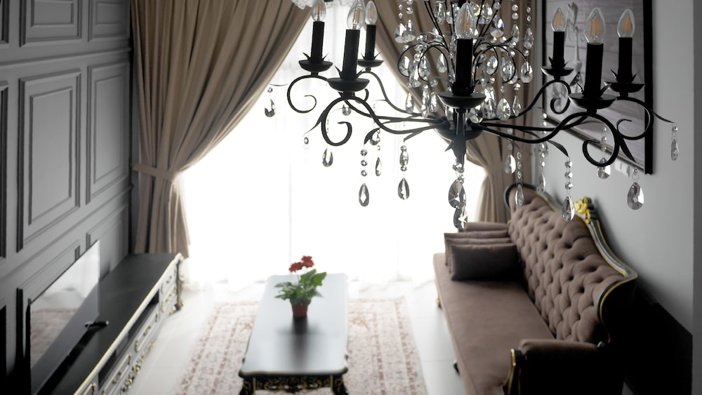 Studio Suite, 1 Bedroom photo 2