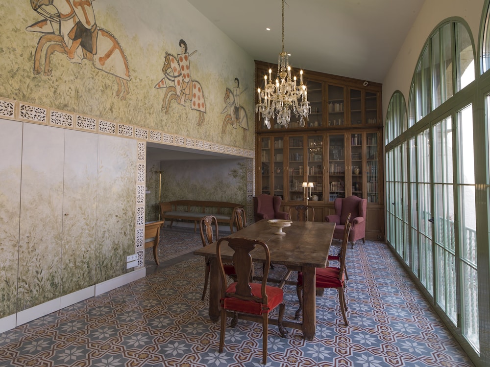 Exclusive Studio Suite photo 2