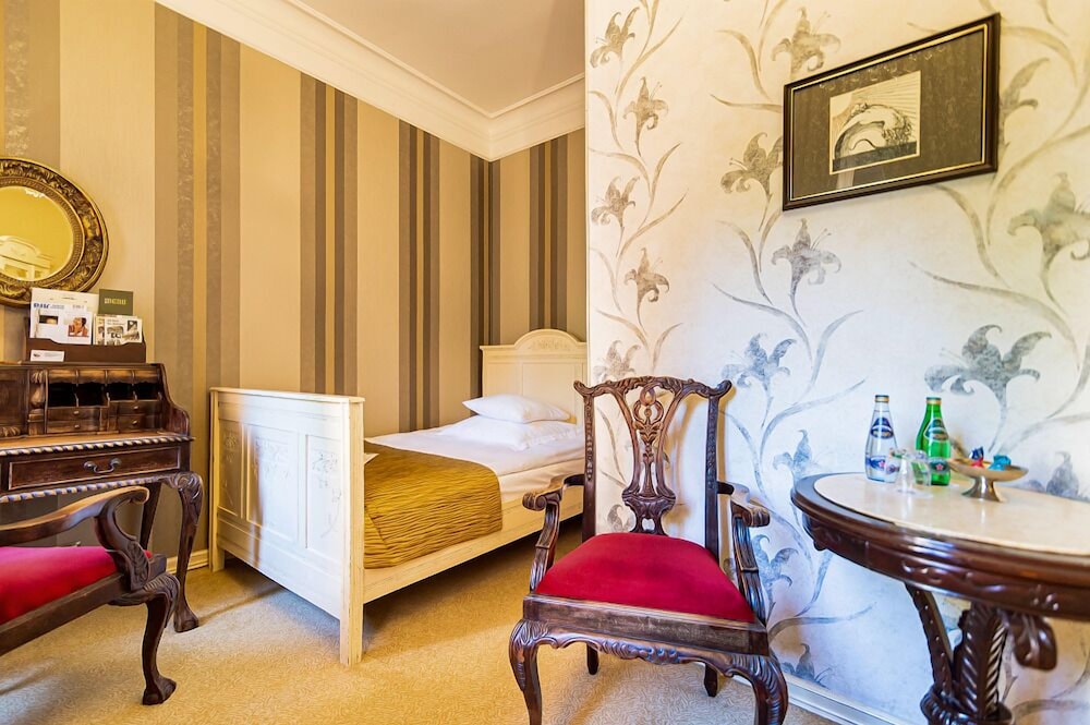 Economy Single Room