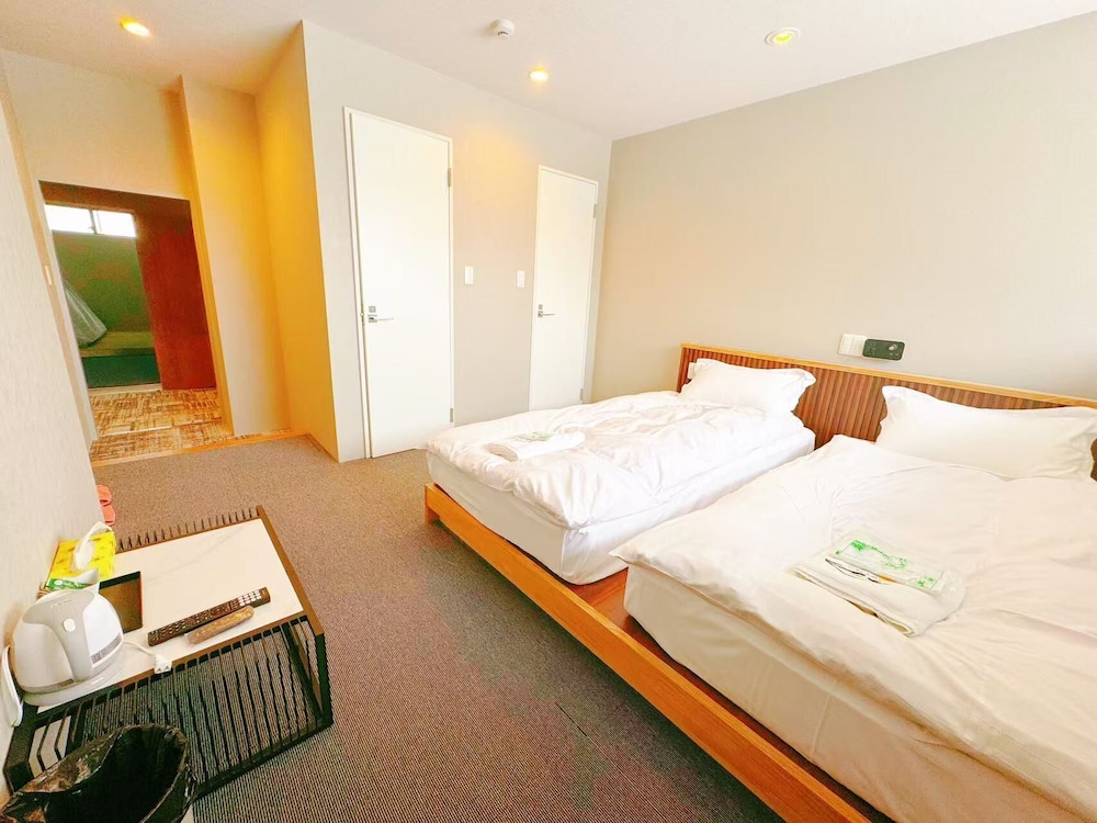 Standard Twin Room, Mountain View photo 1