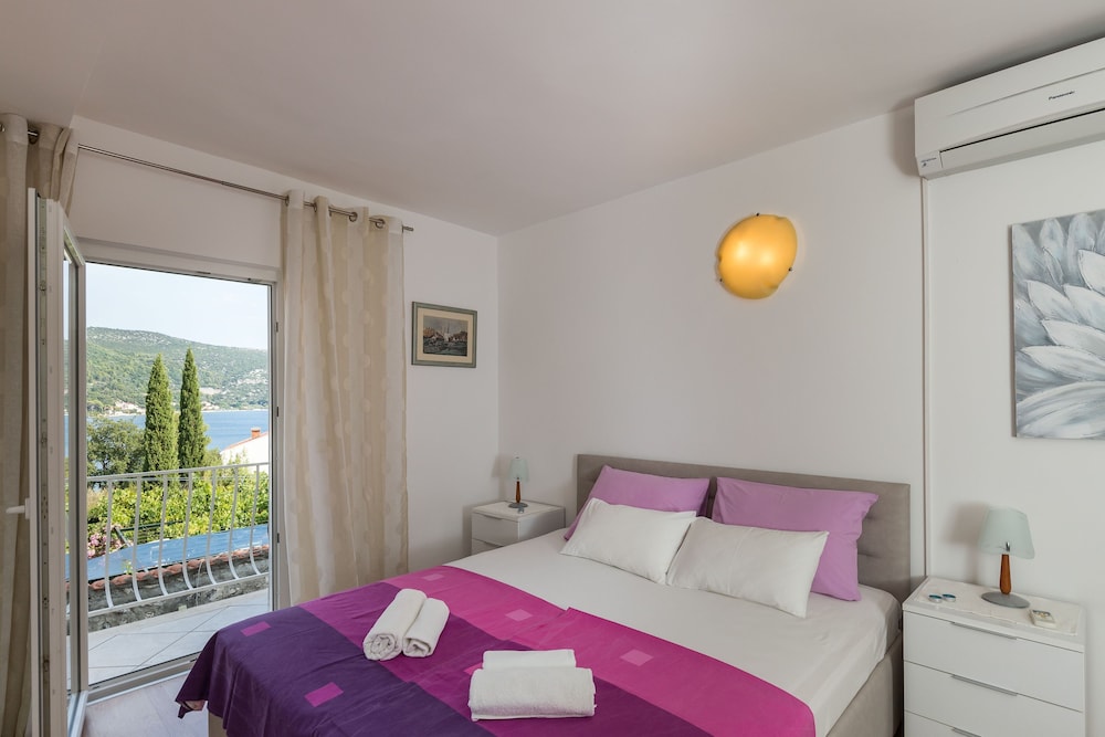 Apartment (One Bedroom Apartment With Terrace An) photo 1