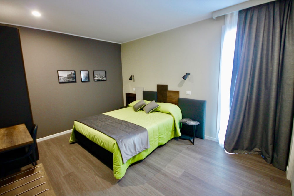 Double or Twin Room photo 1
