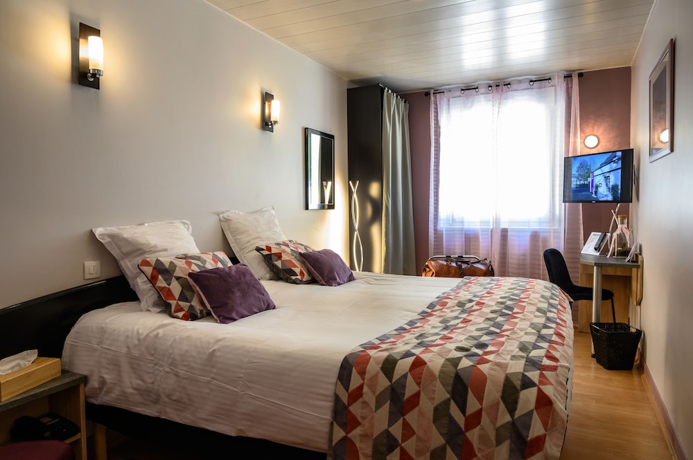 Room Queen Size - Photo 1