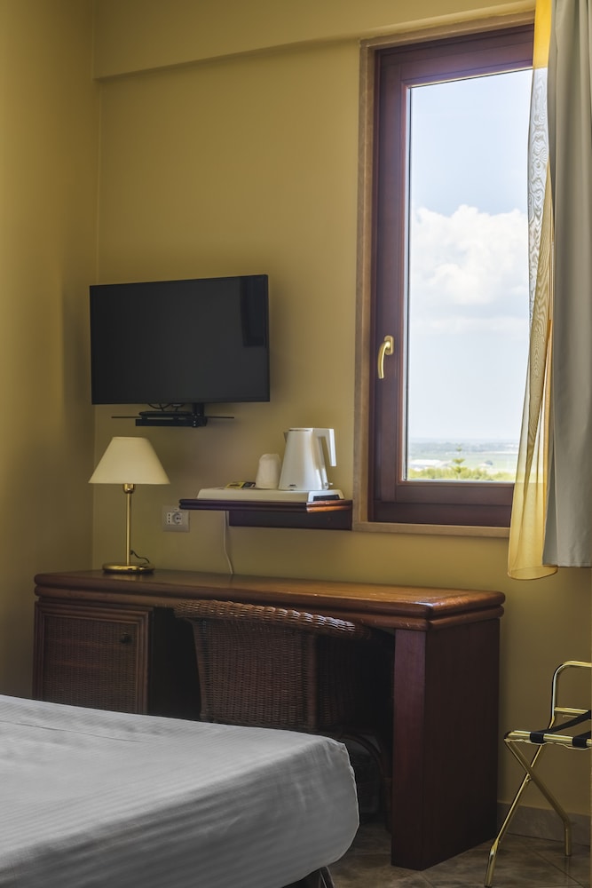 Classic Double Room, 1 Large Twin Bed photo 3
