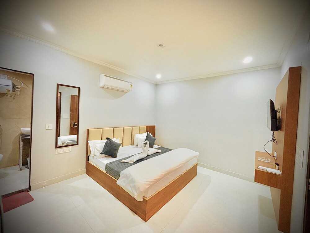 Club Double Room