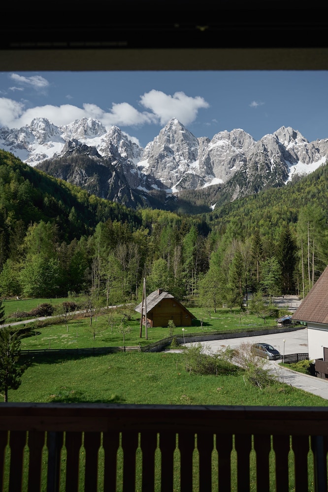 Deluxe Double Room, Mountain View - Photo 7
