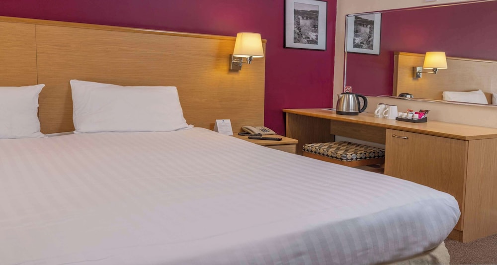 Standard Room, 1 Double Bed, Non Smoking - Photo 1