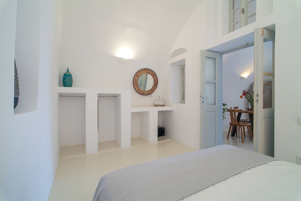 Superior Suite, 2 Bedrooms, Jetted Tub (Private - Heated Outdoor)