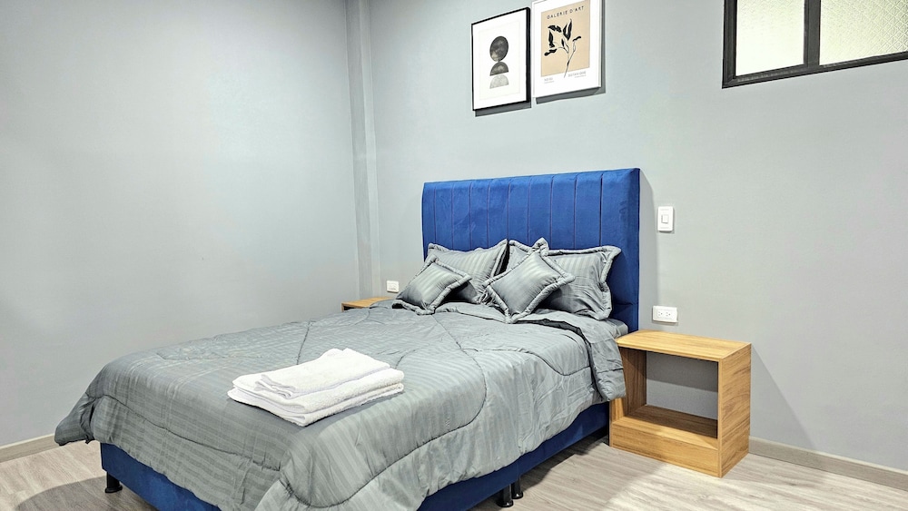 Deluxe Studio Suite