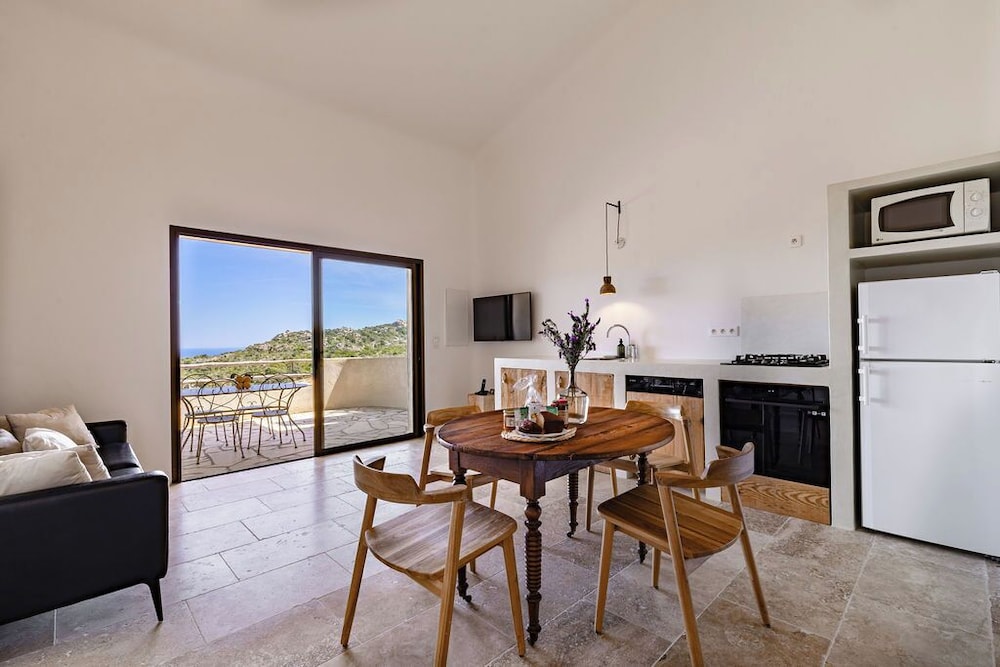 Villa, 2 Bedrooms (T3) photo 1