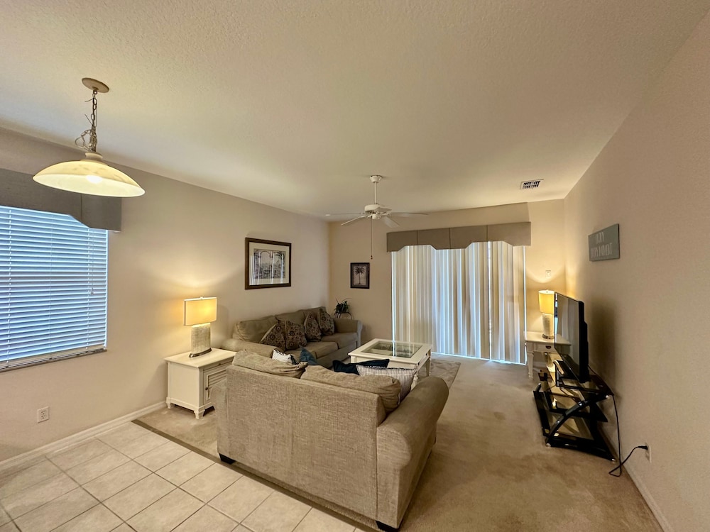 Grand Fabulous 4BR Pool Home Near Disney, Kuva 7