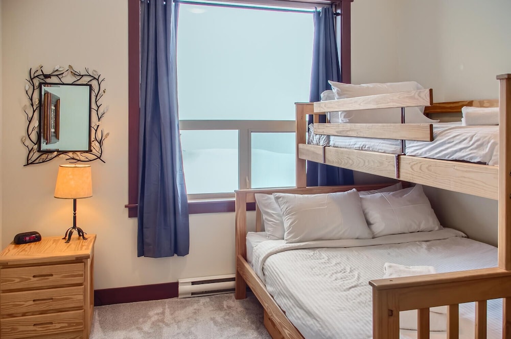Stonegate Resort Unit A401 photo 1