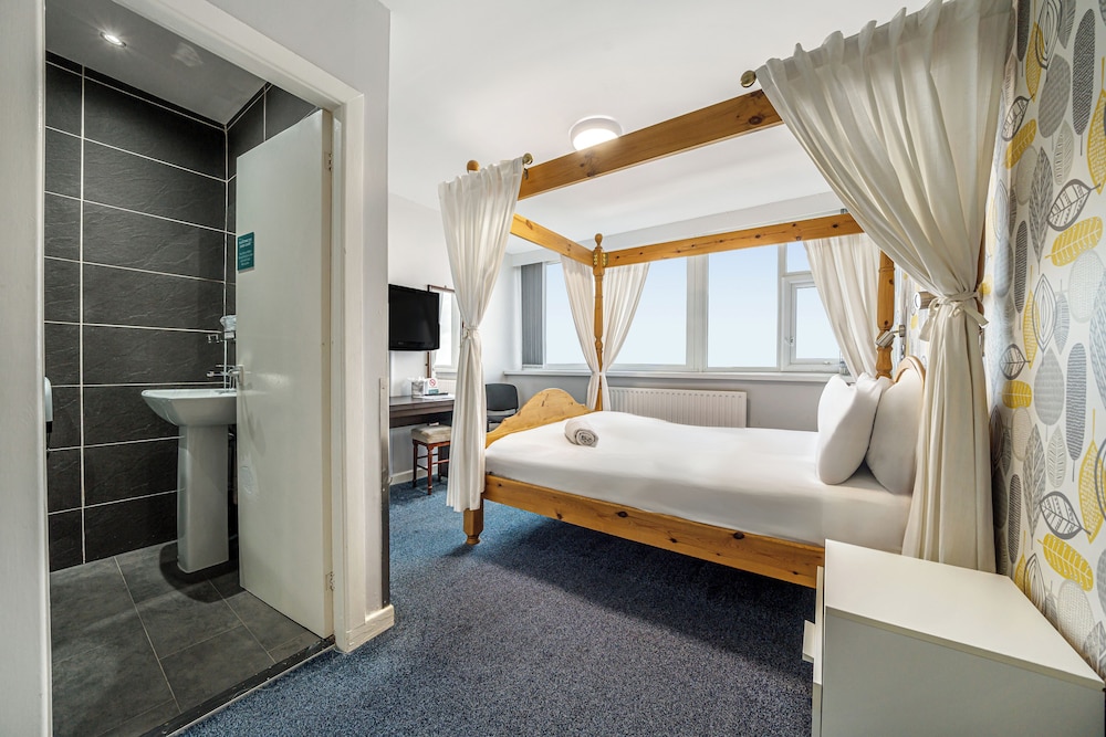 Suite - Photo 5