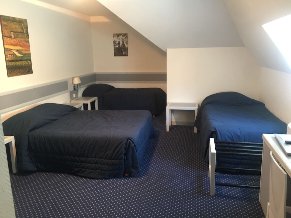 Quadruple Room - Photo 3