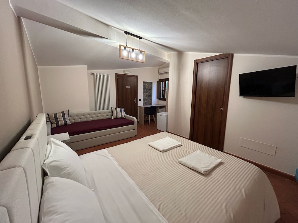Comfort Double or Twin Room