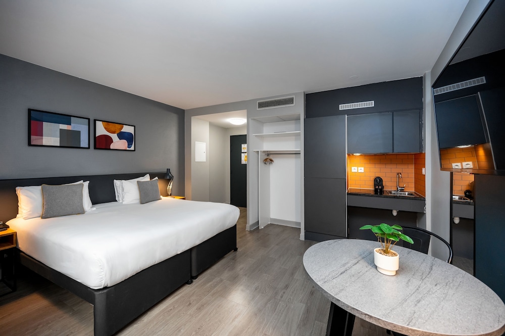 Studio Apartment, Accessible (2 Adults) photo 1