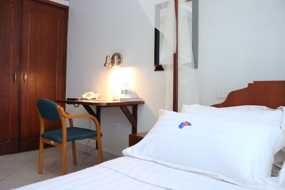 Deluxe Double Room, 1 Queen Bed, Non Smoking photo 2