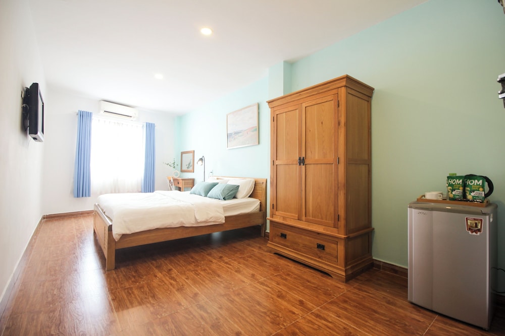 Deluxe Double Room, City View