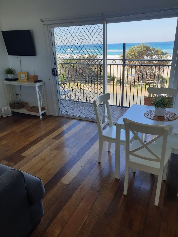 Premium Apartment, 1 Bedroom, Beach View, Oceanfront photo 3