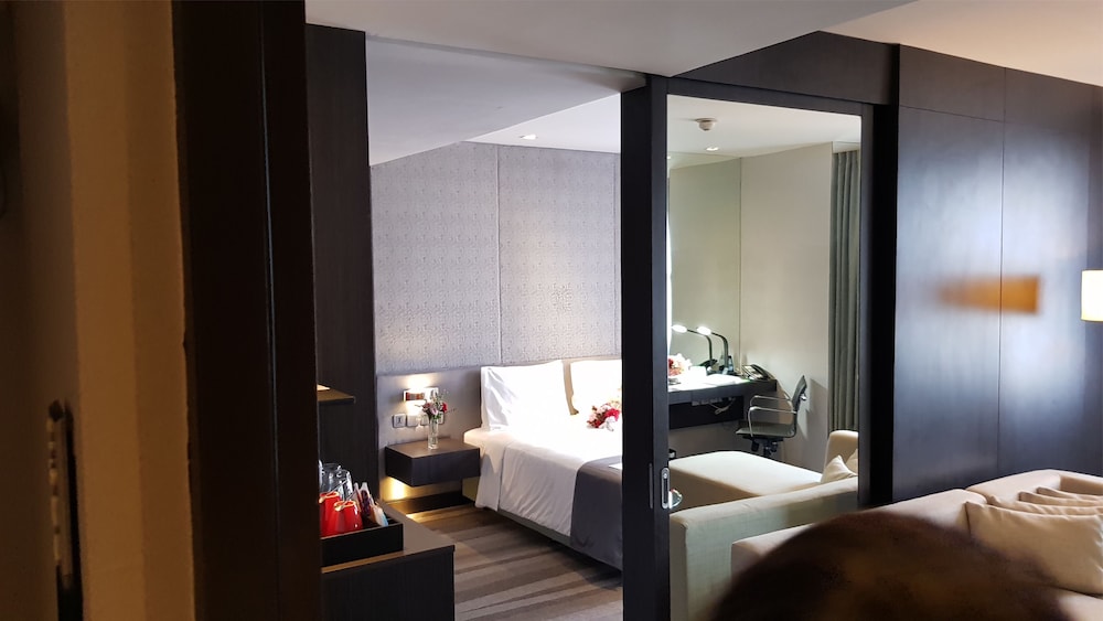 Suite, 1 Bedroom, City View