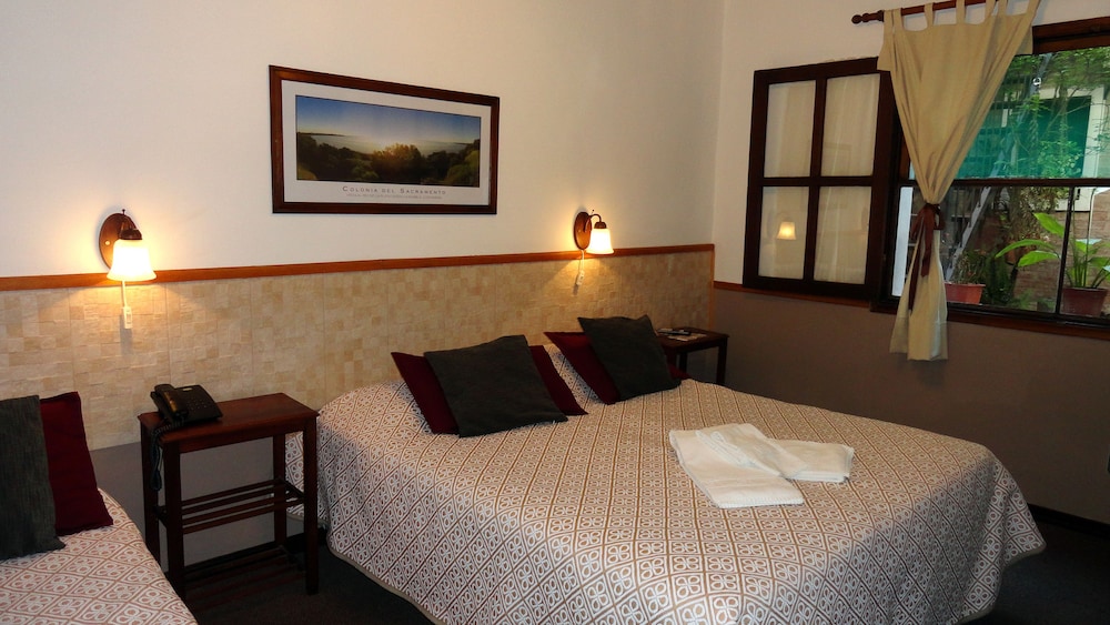 Family Triple Room photo 2