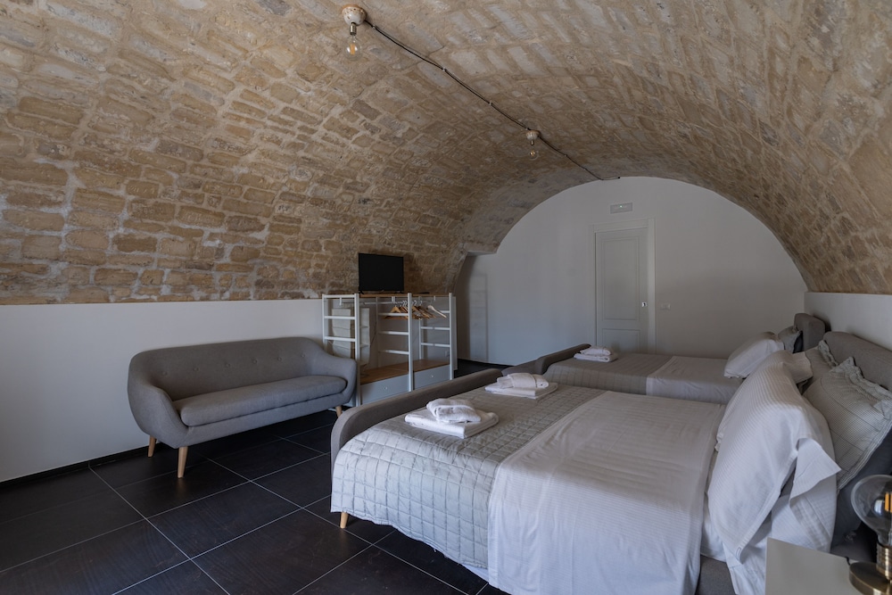 Comfort Triple Room photo 2