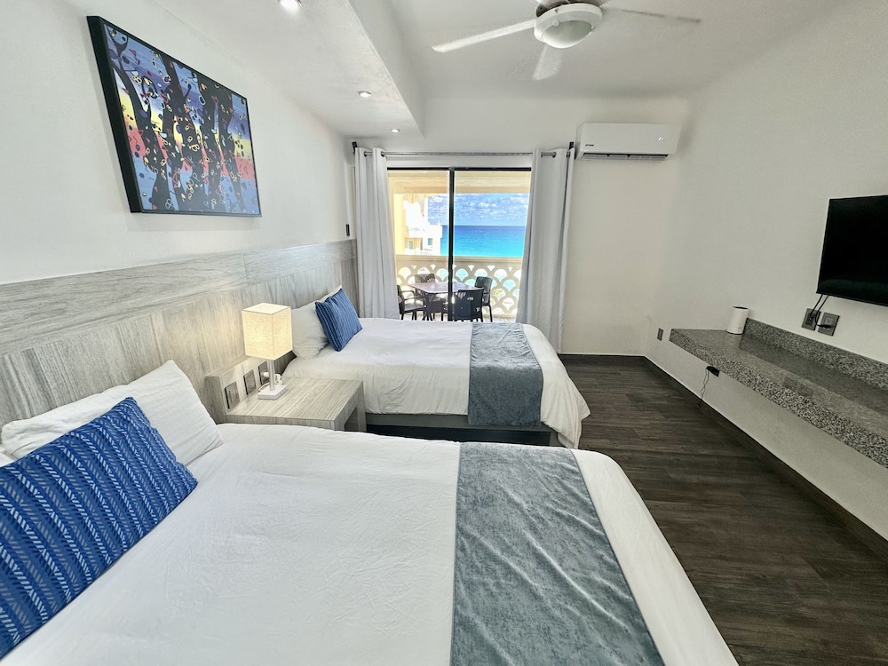 Superior Room, 2 Double Beds, Balcony, Ocean View