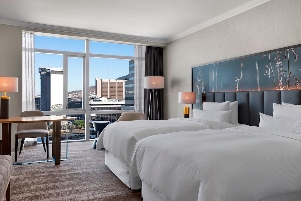 Westin, Executive Room, 2 Twin Beds - Photo 1